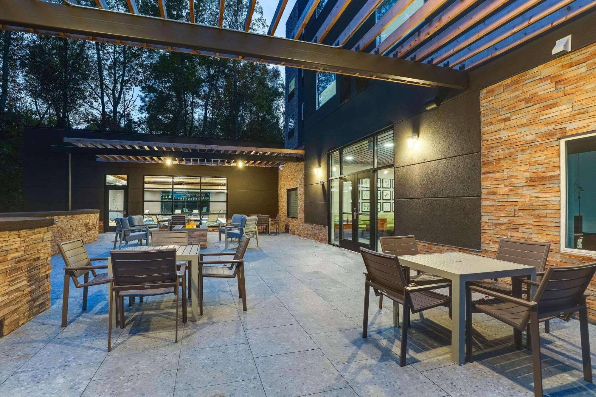 Country Inn & Suites By Radisson, Cumming Near Northside Hospital Forsyth Buitenkant foto